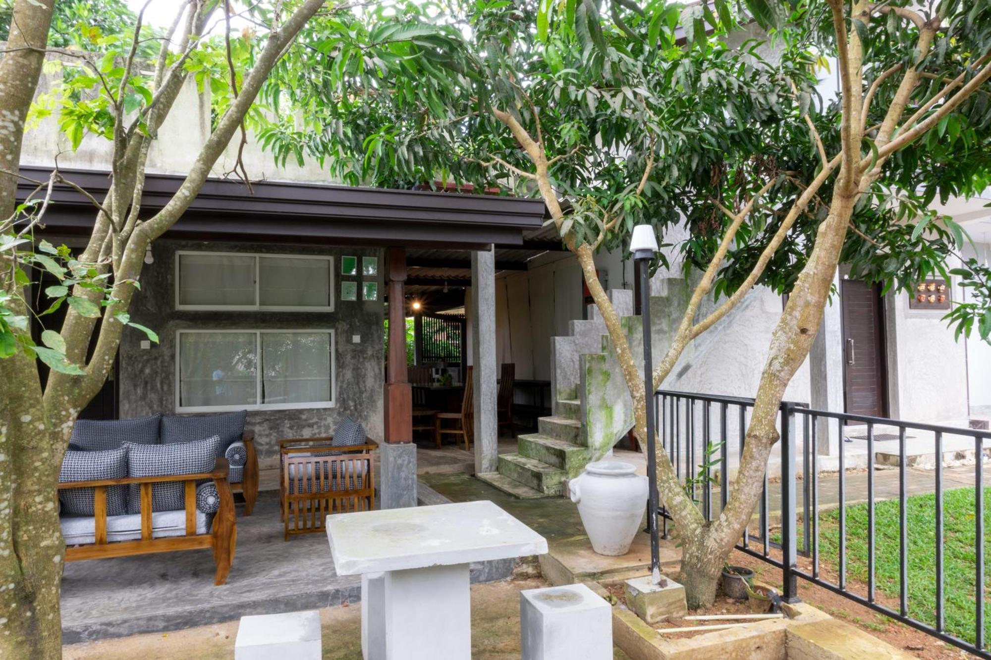 Dollyz Home - Sri Lanka Ambalangoda  Exteriör bild